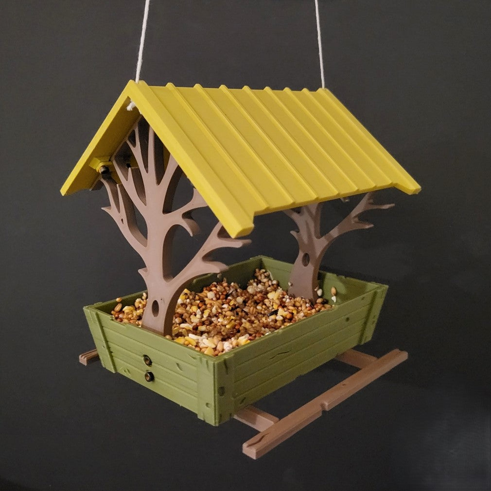 Countryside Birdfeeder