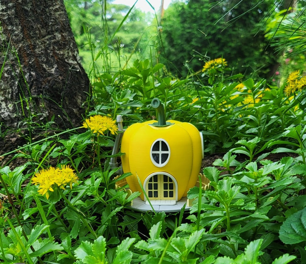 Bell Pepper Gnome Home