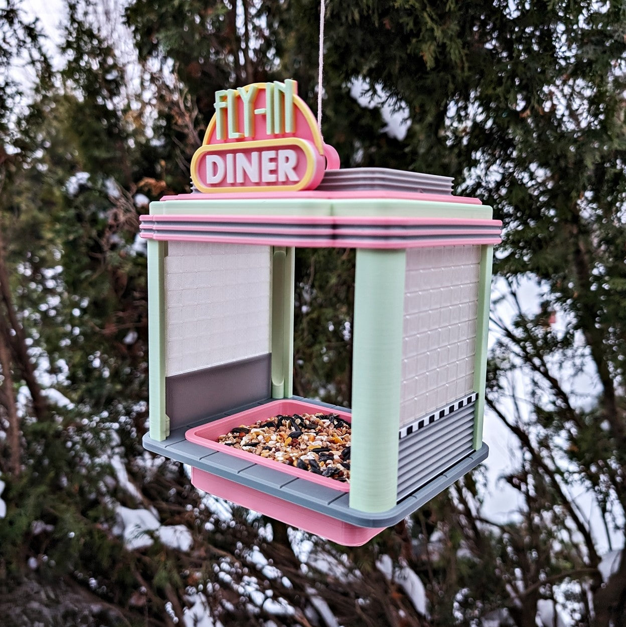 Fly-In Diner Bird Feeder
