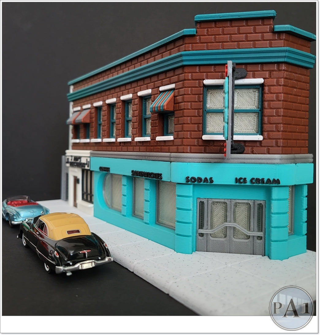 Lou's Cafe - Back to the Future - 1:64 Scale