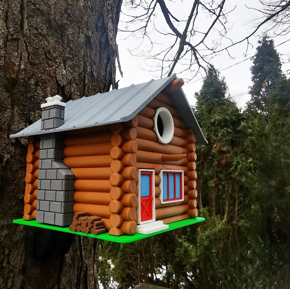 Log Cabin Birdhouse